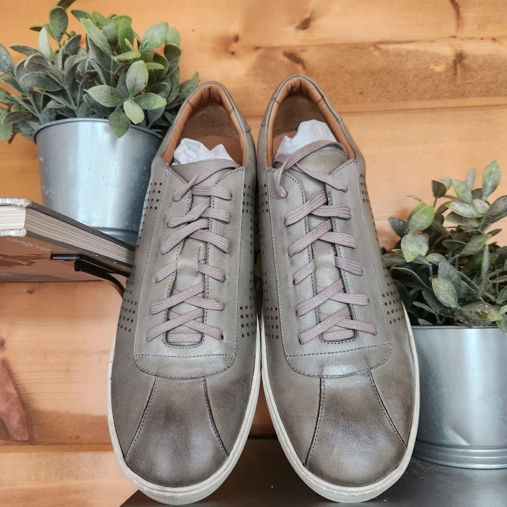 Brother United 💙 NEW Manor St Olive Washed Napa Perf Leather Fashion Sneaker 13